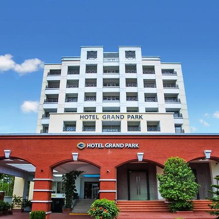 Hotel Grand Park Barishal Ngoại thất bức ảnh