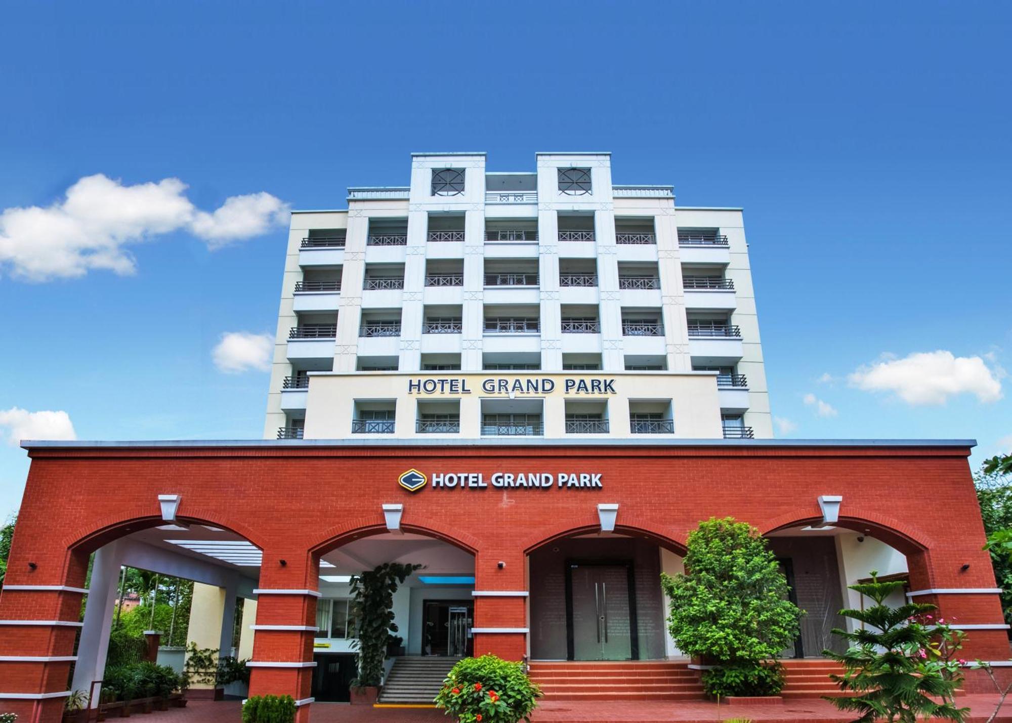 Hotel Grand Park Barishal Ngoại thất bức ảnh
