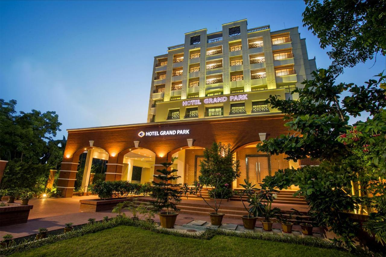 Hotel Grand Park Barishal Ngoại thất bức ảnh